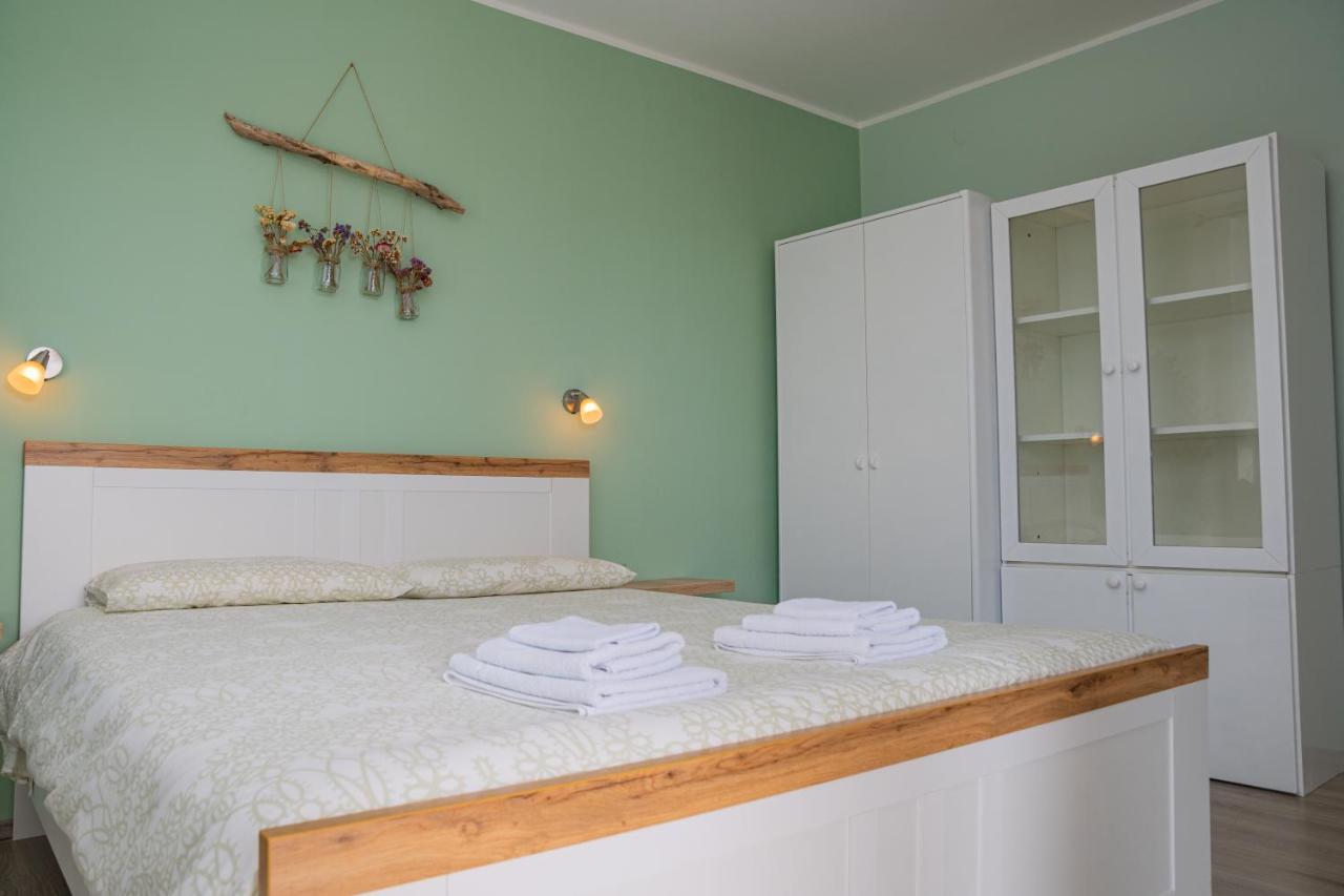 Apartman Doris Milohnici Luaran gambar
